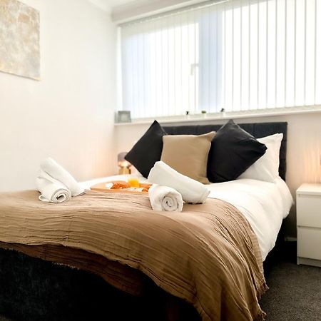 Contemporary And Cosy Birmingham Apartment- Free Parking & Wi-Fi ภายนอก รูปภาพ