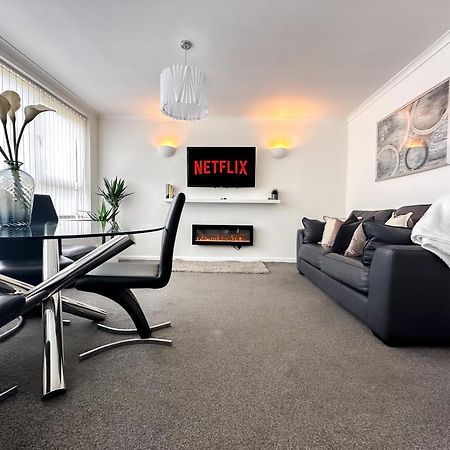 Contemporary And Cosy Birmingham Apartment- Free Parking & Wi-Fi ภายนอก รูปภาพ