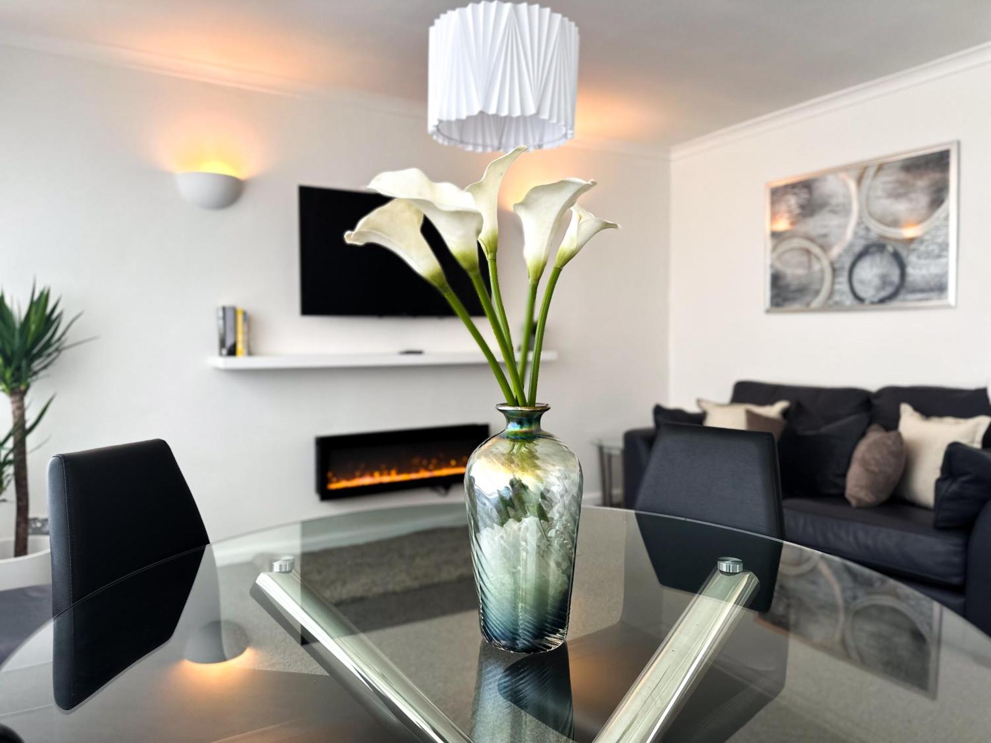 Contemporary And Cosy Birmingham Apartment- Free Parking & Wi-Fi ภายนอก รูปภาพ
